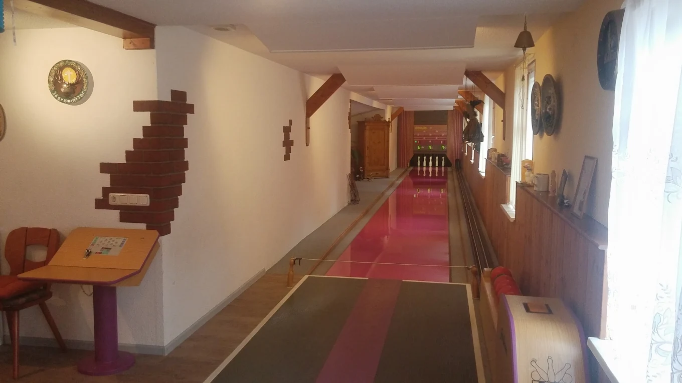 Hauseigene Kegelbahn